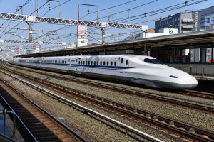 How Japan became a world leader in high-speed trains?