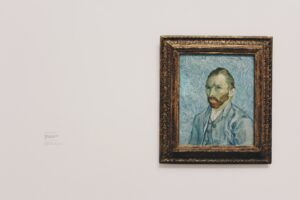 Why is Vincent van Gogh so popular and why did he commit suicide?
