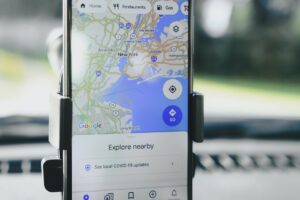 How does Google Maps work?